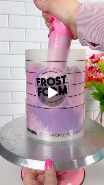 Frost Form® on Instagram: "How to make a Marbled Cake with American Buttercream 🩷💜  The process is the same for all Buttercreams-  Take out about 1/3 of your buttercream and microwave until completely melted (about 20-25 seconds) and stir back in  Repeat as many times as needed until the buttercream slides easily off the spatula  Then just alternate small scoops of buttercream colors (we suggest 3-4 colors- work quickly!)  Pipe a small amount of buttercream on 3-4 sides then fill to the bottom   Get our Soft American Buttercream recipe and order Frost Form on frostform.com 💕  Video by @pinkaliciouscakes" Diy Buttercream Cake Decorating, How To Marble Cake Frosting, Wedding Buttercream Cake, Frost Form Buttercream, Marble Frosting Cake, Frost Form Cake Ideas, Buttercream Cake Designs Birthday Women, Frost Form Cake, How To Ice A Cake For Beginners