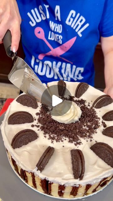 Mistie Knight on Instagram: "Easy Homemade Ice Cream Cake! 😋 

Easy recipe with Oreos, chocolate & vanilla ice cream.  #icecream #chocolate #cooking #easyrecipes #yummy #oreo #foodie" Ice Cream Cake Videos, Recipe With Oreos, Easy Homemade Ice Cream, Homemade Ice Cream Cake, Oreo Recipes, Cake Easy, Cake Videos, Homemade Ice, Homemade Ice Cream