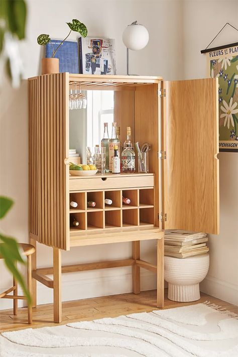 Home Bar Cabinet, Bar Storage, Drinks Cabinet, Diy Cabinets, Wooden Bar, Bar Cabinet, Mini Bar, Bar Ideas, Bar Furniture