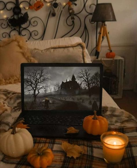 Pumpkins And Candles, Spooky Szn, Wallpaper Ipad, Halloween Vibes, Season Of The Witch, Fall Inspo, Cozy Autumn, Fall Feels, Autumn Vibes