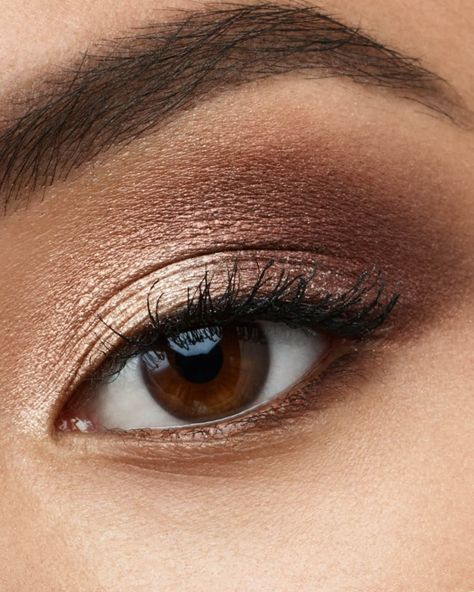 Create the perfect bronze smokey eye by applying Caviar Stick in ‘Rosegold’ all over your lid, ‘Burnished Bronze’ on the outer corner and lower lash line, and Caviar Chrome Veil in ‘Rosegold Metal’ on your inner corners for a metallic pop. Bronze Smokey Eye, Cream Eye Shadow, Bronze Eyeshadow, Bronze Makeup, Smokey Eye Tutorial, Eye Makeup Techniques, Birthday Makeup, Shadow Sticks, How To Apply Eyeliner