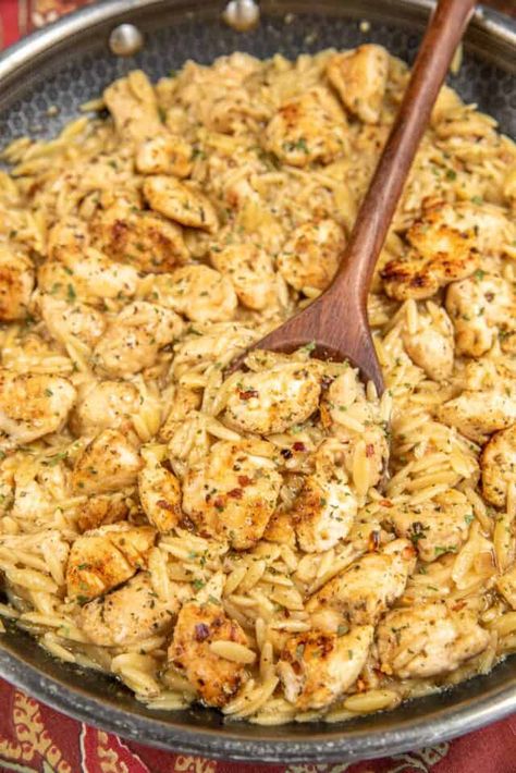 Orzo Chicken Recipes, One Pot Chicken And Orzo, Garlic Orzo, Chicken And Orzo, Keto Pasta, Pasta Chicken, Orzo Recipes, Chicken Orzo, Olive Oil Garlic