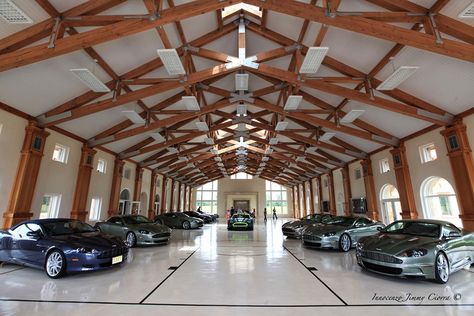 Large Car Garage, Dream Garage Luxury, Multi Car Garage, Big Car Garage, Giant Garage, 10 Car Garage, Huge Car Garage, Luxury Car Collection Garage, Car Garage Ideas