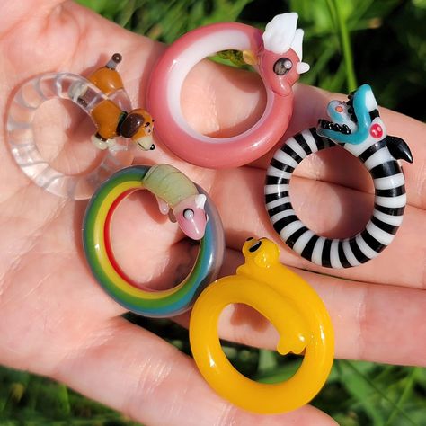 Fimo, Glass Rings Jewelry, Borosilicate Glass Art, Tiny Sculptures, Tiny Accessories, Irish Girl, Weird Jewelry, Heady Glass, The Pub