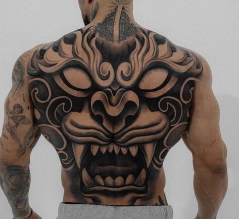 Back Tattoo Drawings For Men, Japanese Tattoos Back Piece, Men’s Full Back Tattoo, Japanese Samurai Back Tattoo, Gladiator Back Tattoo, Hanya Mask Back Tattoo, Mens Tattoos Back, Back Dragon Tattoo Men, Geometric Chest Tattoo Men