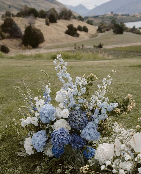 Blue Floral Bouquet Wedding, White Blue Green Flower Arrangements, Blue Wildflower Wedding Theme, Blue Fall Flower Arrangements, Blue And Green Flowers Wedding, White And Blue Wedding Florals, Blue Florals Wedding, Blue Winter Bouquet, All Blue Wedding