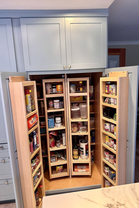 This pantry unit cabinet allows endless storag possibilities. On-the-door shelving and pull out internal shelves maximize every inch of pantry oragnization. Kitchen Pullout Pantry, Kitchen Pantry Cabinets Built Ins, Pantry Conversion, Built In Pantry Cabinet Wall, Hallway Pantry, My Dream Home Kitchen, Diy Pull Out Shelves, Pantry Unit, Kitchen Pullout