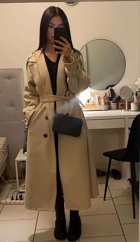 Cold Weather Fits, Mantel Outfit, Emmys Red Carpet, Modesty Outfits, Mode Zara, The Emmys, Winter Fashion Outfits Casual, Neue Outfits, Zara Fashion