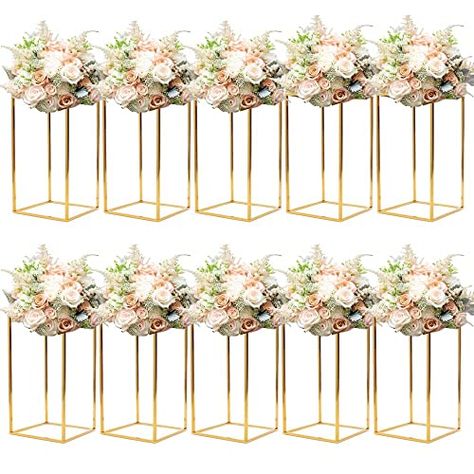 Wedding Flower Stand, Modern Wedding Centerpieces, Wedding Flower Vase, Gold Wedding Centerpieces, Gold Wedding Flowers, Geometric Centerpiece, Baking Process, Gold Centerpieces, Tall Centerpieces