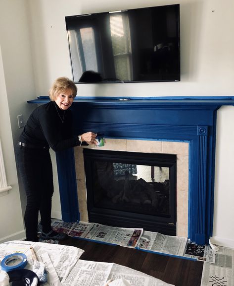 Oh Yes, I painted our fireplace blue! Painted Mantle Ideas, Blue Fireplace, Painted Mantle, Black Mantle, Fireplace Trim, Diy Fireplace Mantel, Diy Fireplace Makeover, Navy Paint, Basement Remodel Diy