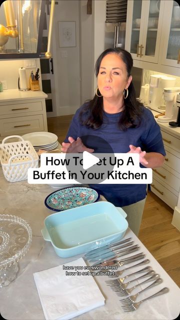 Carla Shellis on Instagram: "How to set up a buffet in your kitchen! Do you prefer a plated dinner or a buffet? #familydinner #dinner #dinnerparty #buffet #kitchen #home" Buffet Table Place Setting, Buffet Dinner Table Setting, Kitchen Island Thanksgiving Buffet, Brunch Buffet Tablescape Presentation, Buffet Drink Station, Buffet Plates Display, Potluck Set Up Ideas, Party Food Setup Display At Home, Setting Up Buffet On Kitchen Island