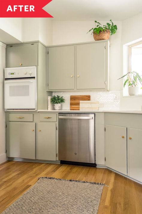 Flat Green Kitchen Cabinets, Painted 1960s Kitchen Cabinets, Painting 1950s Kitchen Cabinets, Painted Flat Front Kitchen Cabinets, Painted 70s Kitchen Cabinets, Mid Century Modern Interiors Kitchen, 60s Kitchen Makeover, Kitchen Cabinet Repaint, 1960s Kitchen Cabinets Makeover