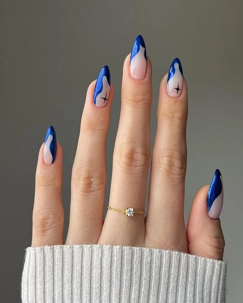 57 Cute Winter Nails Designs + Art Ideas for the 2023-2024 Season Blue Christmas Nails, Nails Yellow, February Nails, Blue Nail, Xmas Nails, Prom Nails, Cute Acrylic Nails, Holiday Nails, Blue Nails