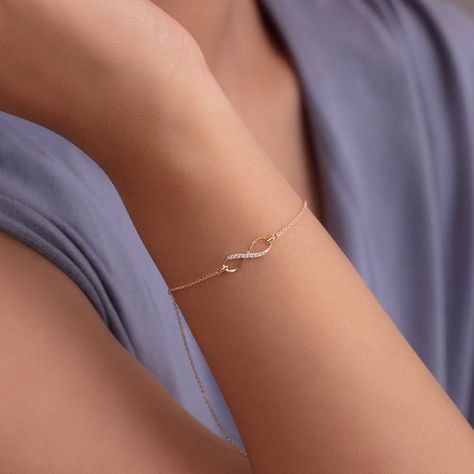 Infinity Jewelry Bracelet, Round Diamond Bracelet, Gold Infinity Bracelet, Infinity Charm Bracelet, Gold Arm Band, Dainty Gold Bracelet, Modern Gold Jewelry, Infinity Charm, Infinity Jewelry