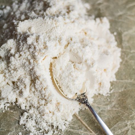 Arrowroot Powder Substitute (The Very Best 9 Easy Substitutes) | Bake It With Love Arrowroot Biscuits, Powdered Buttermilk, Arrowroot Flour, Coconut Milk Bath, Flour Substitute, Arrowroot Powder, Vegan Bath Products, Low Carb Low Sugar, Flour Recipes