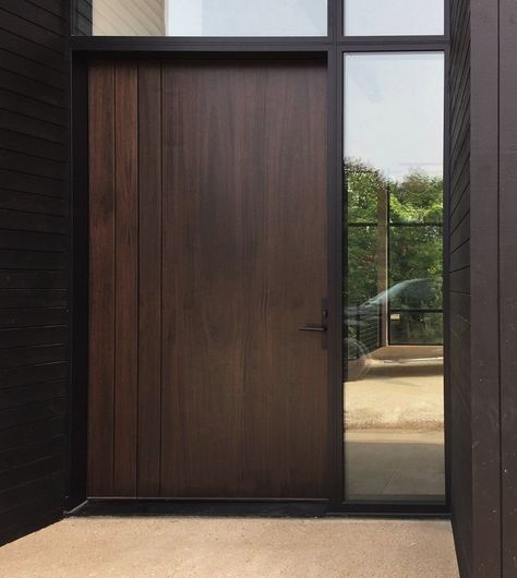 Fiberglass Doors Vs Steel Doors Steel Front Door Entrance, Security Doors Ideas Front Entry, Fiberglass Front Entry Doors, Metal Doors Exterior, Semi D, Steel Doors Exterior, Oak Front Door, Front Entry Door, Fiberglass Exterior Doors