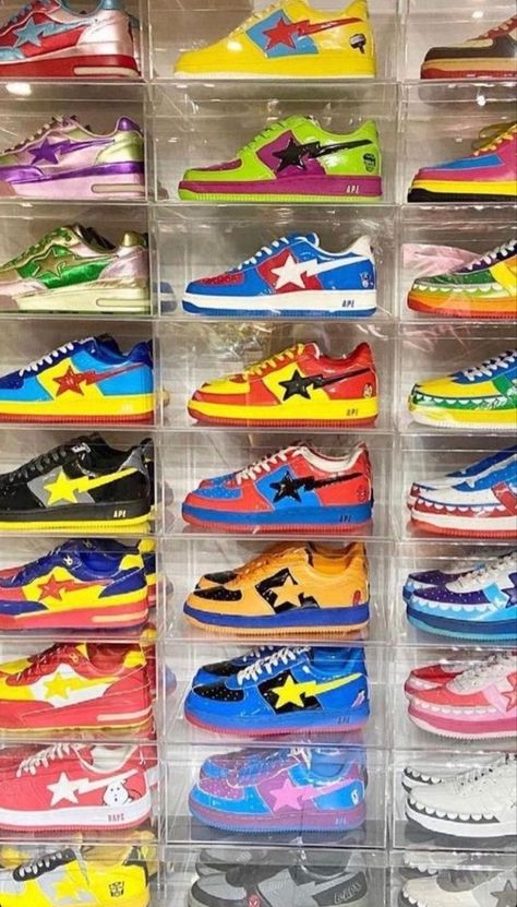 Bapesta Shoes, Bape Shoes, Sneakerhead Room, Bape Sneakers, Swag Pics, Shoes Wallpaper, Trendy Shoes Sneakers, Pretty Shoes Sneakers, Balenciaga Track