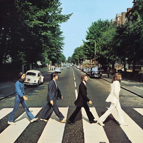 THE BEATLES - Abbey Road (1969) Famous Album Covers, Foto Muro Collage, Greatest Album Covers, Beatles Lyrics, Colbie Caillat, Beatles Albums, The White Album, Cool Album Covers, Robert Johnson