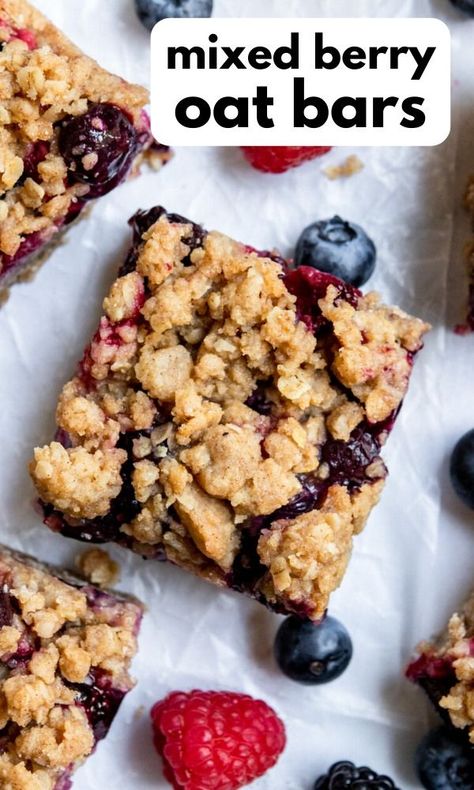 Berry Oat Bars, Berry Bars, Berry Crumble Bars, Berry Oatmeal, Berry Crumble, Berry Breakfast, Berry Dessert, Crumble Bars, Berry Jam