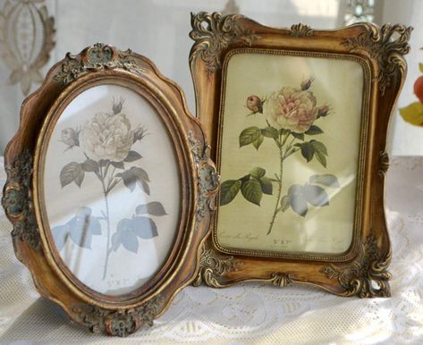 AmazonSmile - SIKOO Vintage Picture Frame 5x7 Antique Tabletop and Wall Hanging Photo Frame with Glass Front for Home Decor (Bronze Gold) - Old Picture Frames Vintage, Ornate Photo Frames, Vintage Brass Picture Frames, Picture Frames For Living Room, Small Vintage Picture Frames, Vintage Photo Frame Aesthetic, Vintage Photo Frames On The Wall, Vintage Photo Frame Wall, Retro Picture Frames