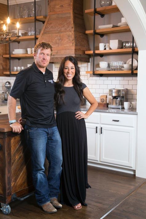 From Joanna's eye for design to Chip's fun personality, there's a lot to love about this power —in addition to falling head-over-heels for their rustic farmhouse.  See the full house tour at Joanna's blog and learn more about Fixer Upper at HGTV.   - CountryLiving.com Gaines Farmhouse, Fixer Upper Joanna, Craftsman Remodel, Joanna Gaines Farmhouse, Chip And Jo, Hgtv Fixer Upper, Magnolia Farms, Shelves Kitchen, Casa Country