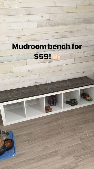 budget friendly beach cottage mudroom Cottage Style Mudroom, Cottage Mudroom, Mudroom Makeover, Modern Foyer, Diy Beach, Upcycle Repurpose, Diy Entryway, Beach Cottage Decor, Luxury Vinyl Plank Flooring