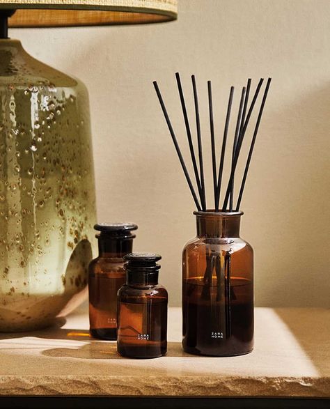 zara home, glass, brown, minimalistic, aesthetic Zara Home Reed Diffuser, Aroma Therapy Aesthetic, Brown Candle Aesthetic, Zara Home Diffuser, Zara Home Fragrance, Brown Minimalist Aesthetic, Diffuser Aesthetic, Scented Candles Aesthetic, Reed Diffuser Decor