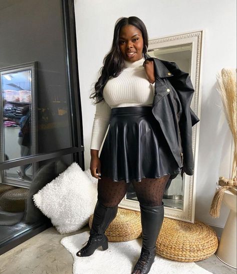 Black Skirt Outfit Winter Plus Size, All Black Outfit Plus Size Night, Black Plus Size Fashion, Plus Size Black Woman Fashion, Plus Size All Black Outfit Winter, Plus Size Bday Outfit Curvy Fashion, Curvy Cocktail Outfit, Black Leather Skirt Outfit Plus Size, Plus Size Club Outfits Night Out Winter