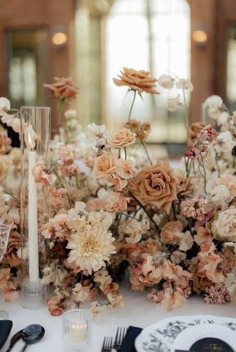 Beige Fall Wedding, Beige Flower Centerpieces, Fall Neutral Wedding Decor, Muted Fall Wedding Bouquet, Earth Tone Wedding Table Decor, Muted Tones Wedding, Cream Gold Wedding Theme, Earthy Tones Wedding Decor, Light And Airy Fall Wedding