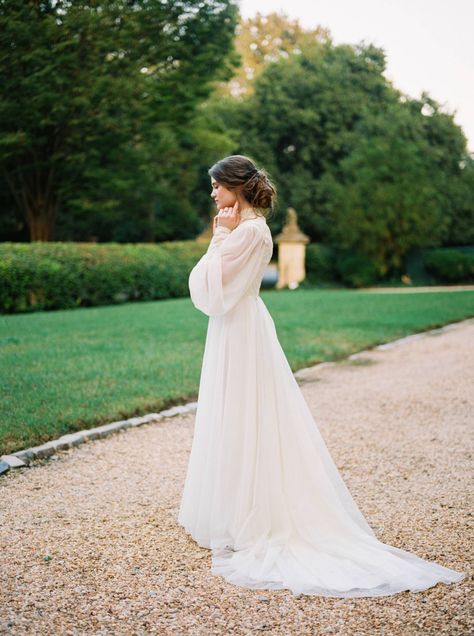 Old English inspired wedding inspiration | Virginia Wedding Inspiration Old English Wedding Dress, Old Style Wedding Dresses, Old English Wedding Theme, Old Wedding Dresses Vintage, Wedding Dresses Old, English Wedding Dress, English Style Wedding, English Love Story, Old English Wedding