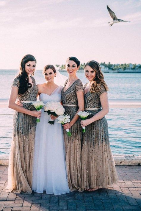 Art Deco Bridesmaids | 1920s Bridesmaids 1920s Bridesmaid Dresses, Vintage Wedding Dress 1920s, Adrianna Papell Bridesmaid, 1920s Wedding Dress, Gatsby Wedding Theme, Vintage Bridesmaids, Vintage Wedding Hair, Vintage Wedding Photos, Gatsby Wedding