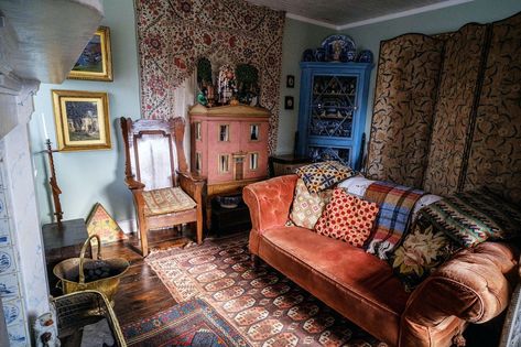 Kate Spiers, Croft House, Artist Home, Isle Of Lewis, Never Judge, Tongue And Groove Panelling, English Decor, Easy Backdrops, Blue And White China