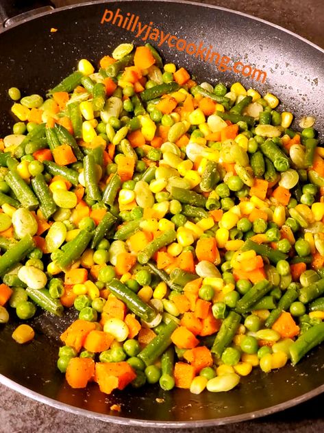 Delicious Easy To Make Mixed Vegetables Recipe Chopped Vegetable Recipes, Veggie Mix Side Dish, Cooking Mixed Vegetables, Recipes For Mixed Vegetables, Recipe For Mixed Vegetables, Seasoning Frozen Vegetables, Cheap Vegetable Recipes, Frozen Mix Vegetables Recipes, Easy Mixed Vegetable Recipes