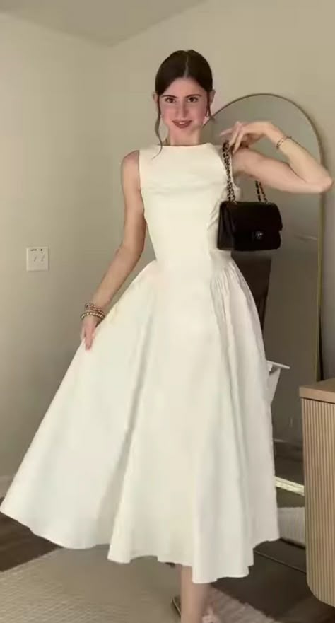 Elegant Dresses Classy Chic, Korean Dress Casual, Formal Event Dresses, Ankle Length Prom Dress, Hot Prom Dress, Feminine Dresses, Bride Dress Simple, Satin Evening Dresses, Tea Length Wedding Dress