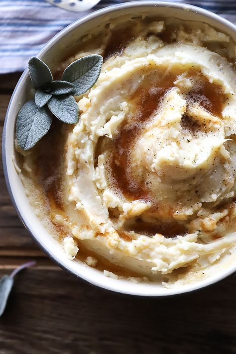 The best mashed potatoes you will ever make! These fluffy potatoes are swirled with browned butter, caramelized onions and gruyere cheese- the perfect side dish for any occasion! Brown Butter Mashed Potatoes, Fluffy Potatoes, Butter Mashed Potatoes, Sage Recipes, Best Mashed Potatoes, Comfort Food Southern, Browned Butter, Caramelized Onion, Gruyere Cheese