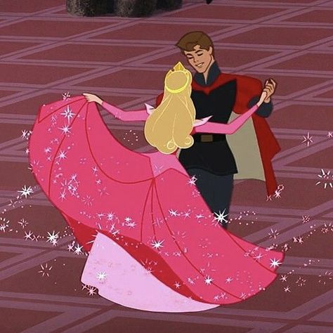 Disney Princess Scenes, Auraura Princess, Disney Sleeping Beauty Aesthetic, Pink Characters Aesthetic, Sleeping Beauty Scenes, Pink Royalty Aesthetic, Princess Astethic, Aurora Sleeping Beauty Aesthetic, Princess Aurora Aesthetic