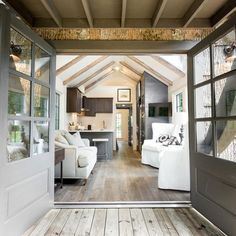 Country Tiny House, Southern Cottage, Clayton Homes, Tiny Cottage, Urban Loft, Small Room Design, Tiny Spaces, Tiny House Interior, Tiny House Living