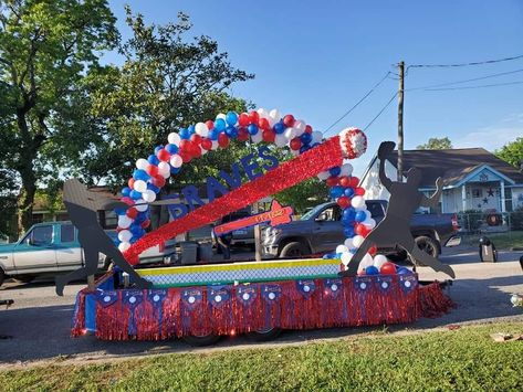 Sport Float Ideas For Parade, Baseball Themed Parade Floats, Baseball Homecoming Float, Sports Floats For Parade, Softball Christmas Parade Float Ideas, Soccer Float Parade Ideas, Softball Floats Parade Ideas, Little League Opening Day Ideas, Baseball Float Ideas Parade