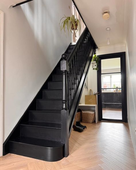 27 Dark Staircase Ideas – Transform Your Home with Elegant Designs Dark Stained Stairs, Dark Staircase Ideas, Black Baseboards, Black Painted Stairs, Edwardian Hallway, Stairs Skirting, Dark Staircase, Black Staircase, Stairs Runner