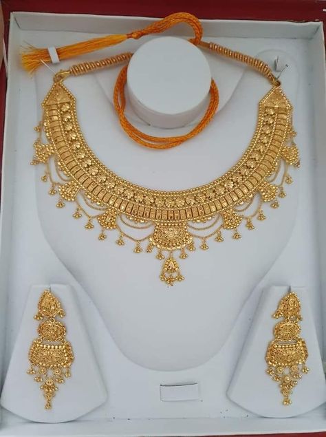 Nackles Gold Design New Simple, Gold Jewellery Bridal Indian, Indian Gold Sets Jewellery, Gold Bridal Earrings Indian, Jewelry Design Necklace Gold Indian, Bridal Gold Jewellery With Price, Gold Jewelry Fashion Unique Necklace, Gold Bridal Jewellery Indian, Gold Sets Jewelry Indian Design