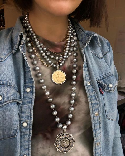 French Kande on Instagram: “Friday Stack Up ✨⚜️” French Kande Jewelry, French Kande, Hand Beaded Jewelry, Casual Necklaces, Exotic Jewelry, Denim And Diamonds, Long Pearl Necklaces, Jewelry Making Necklace, Silverware Jewelry