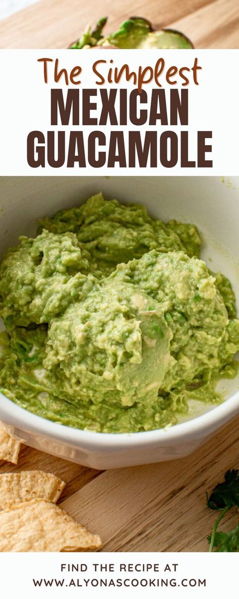 What To Do With Avocado, Lime Guacamole Recipe, What To Eat With Guacamole, Guacamole Recipe Easy Simple, Qucamola Dip, Gluten Free Guacamole Recipe, Easy Homemade Guacamole, Guacamole Recipe Easy No Cilantro, Guacamole Recipe No Tomato