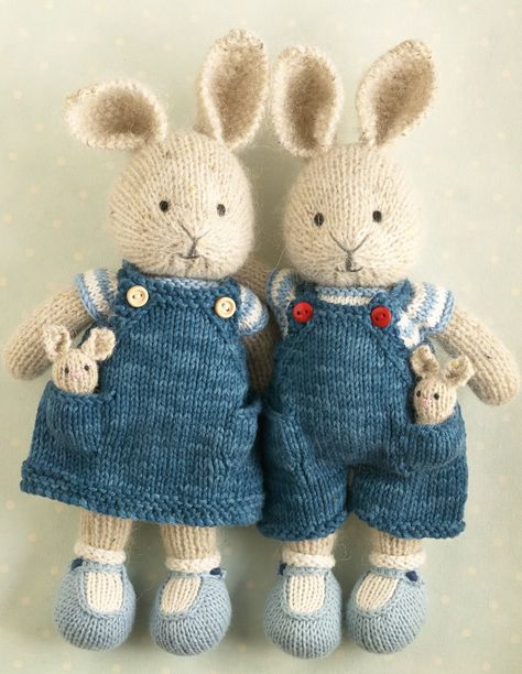 Small rabbit to love - free knitting pattern - From Britain with Love Knitting Dolls Free Patterns, Rabbit Knitting Pattern, Knitted Dolls Free, Knitted Bunnies, Bunny Knitting Pattern, Small Knitting Projects, Knitted Toys Free Patterns, Small Rabbit, Little Cotton Rabbits