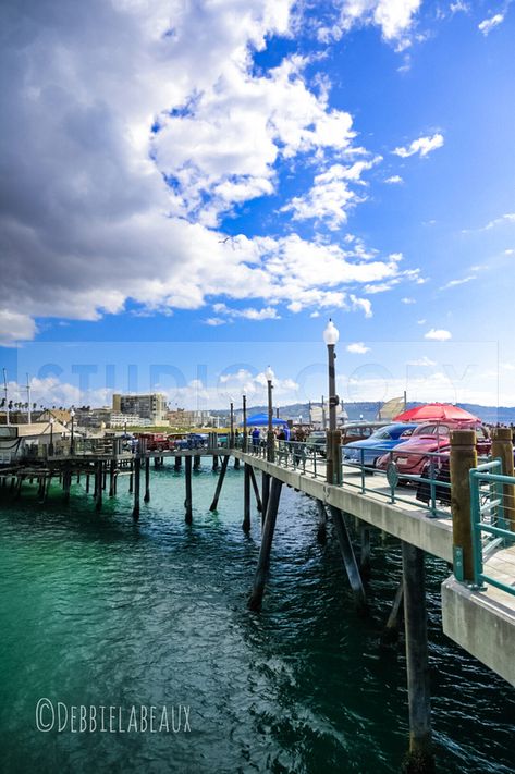 Redondo Beach #debbielabeaux #sunset #redondobeach #placestovisit #travel #california Redondo Beach Pier, Travel California, Beach Pier, Redondo Beach, Beach Life, Classic Cars, California, Cars, Travel