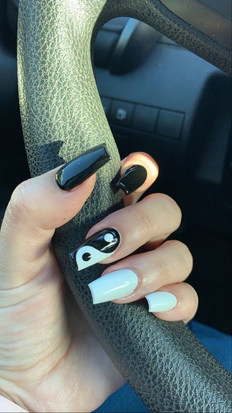 Black And White Nails -Yinandyang Nails Black Acrylic Nail Designs, Black And White Nail, Black Acrylic Nails, Grunge Nails, Her Nails, Simple Acrylic Nails, Black Nail Designs, White Nail, Acrylic Nails Coffin Short