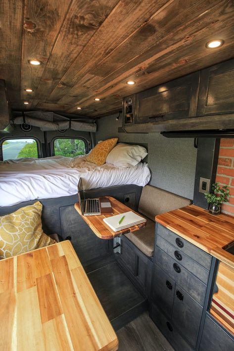 Rv Decoration Ideas, Van Life Interior, Small Camper Interior, Design Casa Piccola, Converted Vans, Adventure Van, Camping Van, Bus Living, Trailer Camping