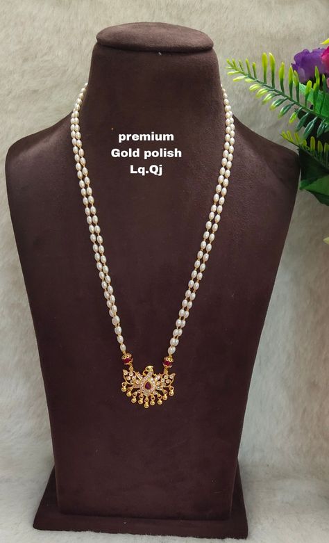 Rice Pearls Jewellery Indian, Pearl Chain Designs In Gold, Pendent Design, Pearl Bridal Jewelry Sets, One Gram Gold Jewellery, Pearls Chains, Pearl Jewelery, Mango Haram, Pearl Earrings Designs