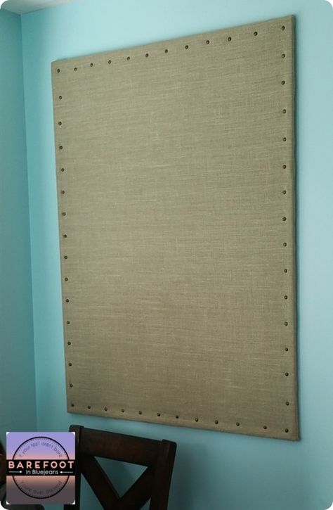 DIY Home Decor ~ Make a huge burlap bulletin board for only $20 and in less than an hour! Burlap Bulletin Boards, Burlap Projects, Living Room Upholstery, Diy Burlap, Burlap Crafts, Renovation Design, Decor Guide, Furniture Upholstery, Ballard Designs