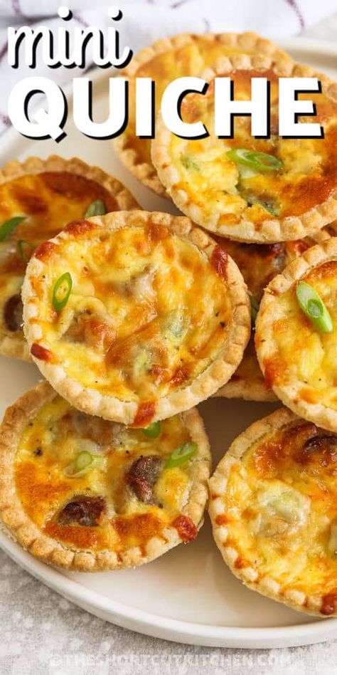 Mini Quiche Recipe Baked Cornish Hens, Savory Quiche, Quiche Pastry, Mini Breakfast Quiche, Mini Quiche Recipe, Breakfast Quiche Recipes Easy, Quiche Bites, Mini Pastry, Crescent Breakfast