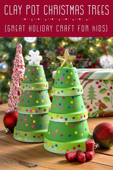 Learn how to make clay pot Christmas trees using simple craft store supplies! Kids will love to make these to add to your holiday decor. Christmas Crafts With Terra Cotta Pots, Christmas Crafts With Clay Pots, Small Clay Pot Crafts Christmas Gifts, Clay Pot Gingerbread House, Terracotta Pot Crafts For Kids, Terra Cotta Pot Christmas Crafts, Christmas Plant Pot Ideas, Christmas Clay Pots Ideas, Small Crafts To Sell